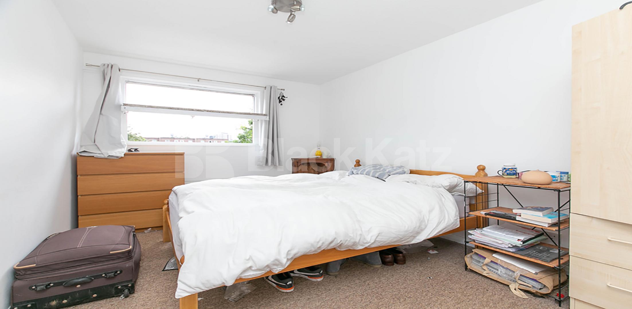 Spacious three double bedroom property in an amazing location  Pollitt Drive, Marylebone